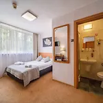 Hotel Gromada Stadion 3*
