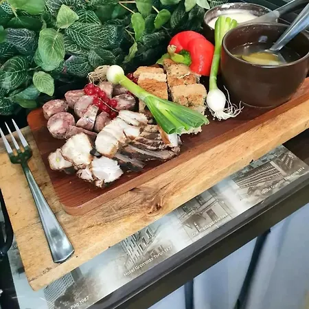波兹南格罗马达酒店 3* 波兹南