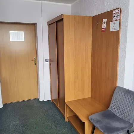 فندق Gromada بوزنان