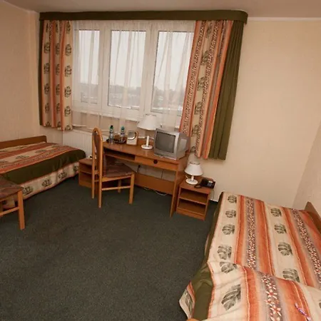 فندق Gromada بوزنان