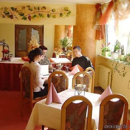 Hotel Gromada 3*