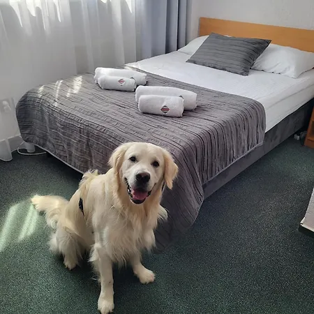 Hotel Gromada Stadion 3*