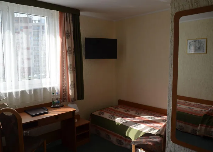 Hotel Gromada Stadion 3*